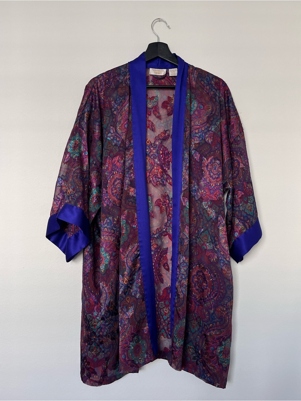 Victoria's Secret Gold Label Purple/Indigo Paisley Kimono-Style Robe